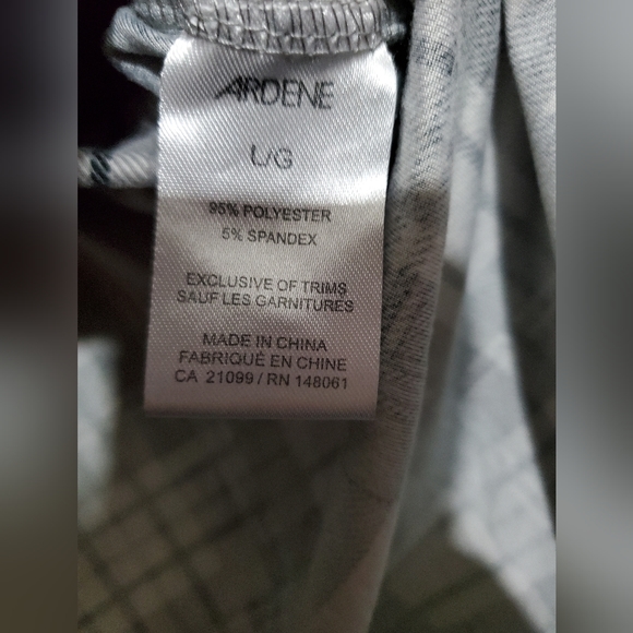 L ardene plaid shirt - Picture 3 of 3